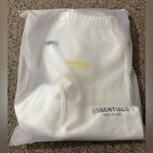 Fear of God Essentials Sweat Shorts “White”